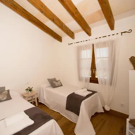 Cala'n Blanes Sleeps 6 Pool Air Con *
