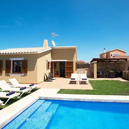 Cala'n Blanes Sleeps 6 Pool Air Con